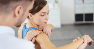 Choosing the Best Chiropractic Care for Shoulder Pain